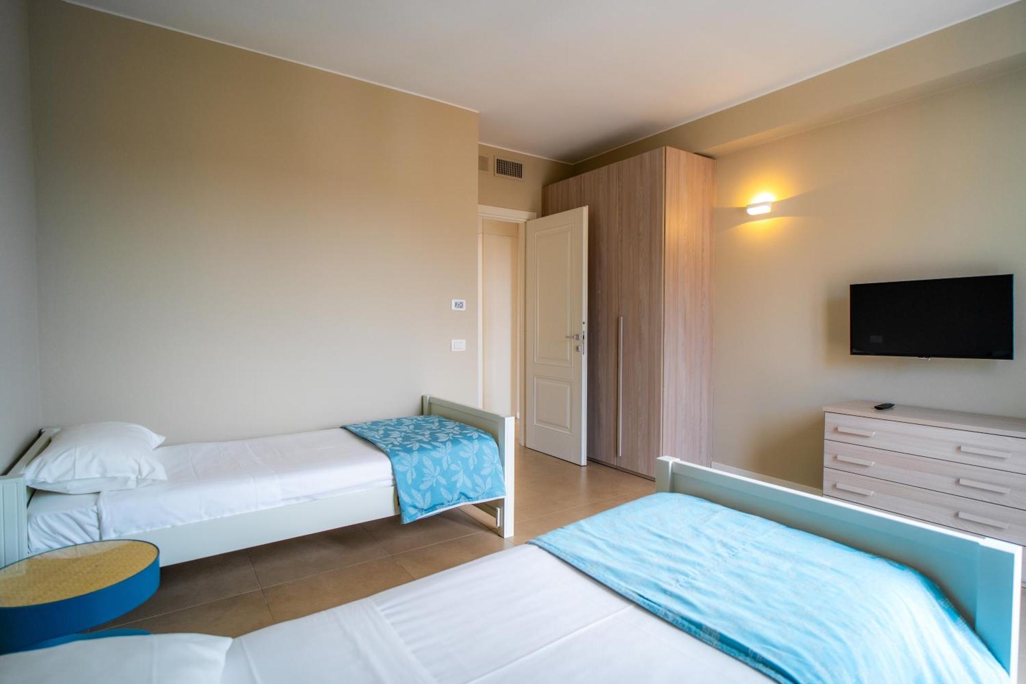 Residence San Marco Suites&Apartments Алассіо Екстер'єр фото