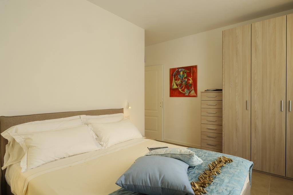 Residence San Marco Suites&Apartments Алассіо Екстер'єр фото